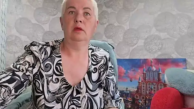 NicoleOlla online show from 4, 5, 2026