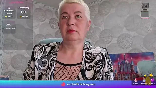 NicoleOlla online show from 3, 5, 2026