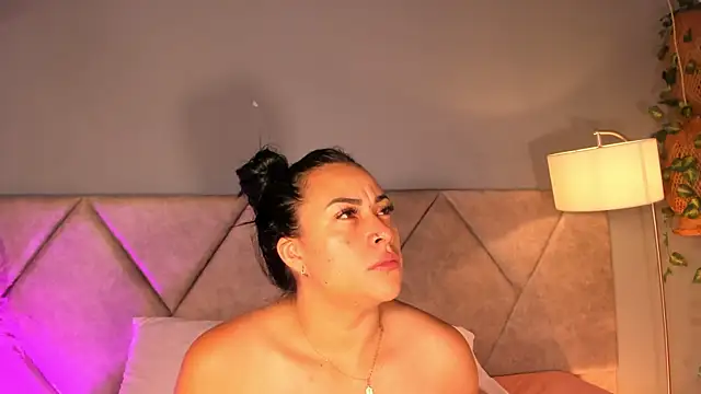 Miss Ambeer online show from 23, 12, 2025