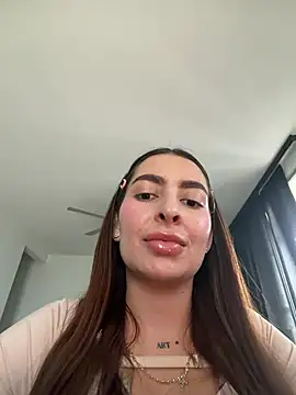 Snapshot of caralella chatting on 11, 7, 2026 caralella online show from 11, 7, 2026