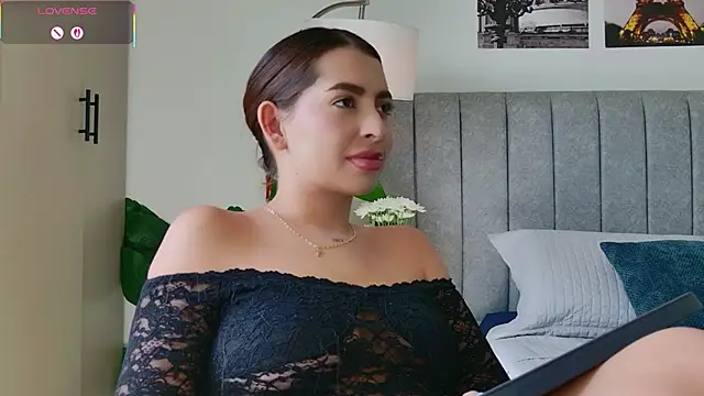 Snapshot of caralella chatting on 28, 2, 2026 caralella online show from 28, 2, 2026