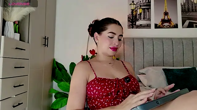 caralella online show from 12, 4, 2026