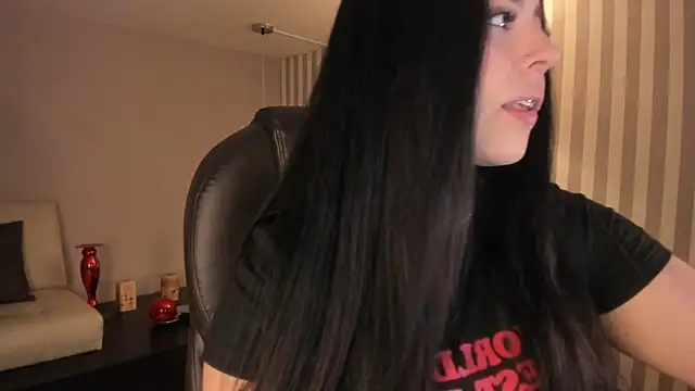 Maaiitee online show from 12, 9, 2025