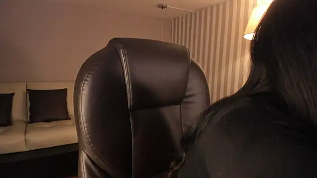 Maaiitee online show from 13, 9, 2025