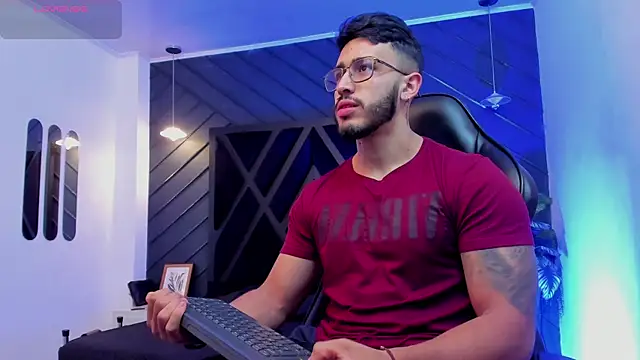 Liam Kleiin online show from 21, 11, 2025