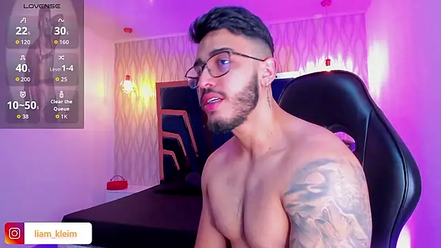 Snapshot of Liam_Kleiin chatting on 13, 2, 2026 Liam Kleiin online show from 13, 2, 2026