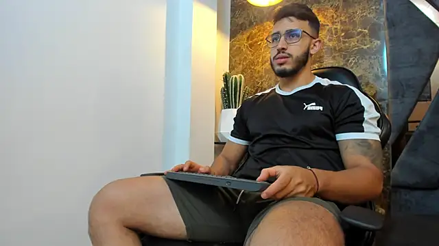 Liam Kleiin online show from 16, 9, 2025