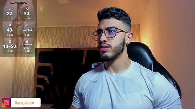 Snapshot of Liam_Kleiin chatting on 3, 3, 2026 Liam Kleiin online show from 3, 3, 2026