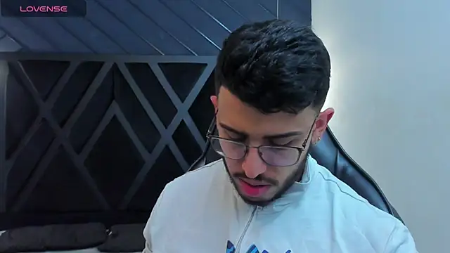 Liam Kleiin online show from 20, 10, 2025