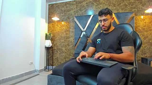 Liam Kleiin online show from 10, 9, 2025