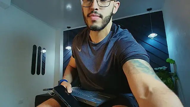 Liam Kleiin online show from 31, 3, 2026