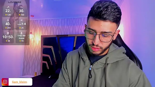 Snapshot of Liam_Kleiin chatting on 5, 2, 2026 Liam Kleiin online show from 5, 2, 2026