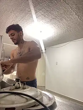 JuanBlade online show from 4, 11, 2025