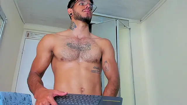 JuanBlade online show from 11, 3, 2025