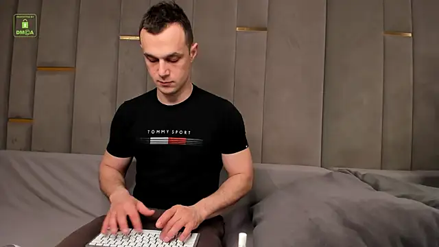 BrandonNorris online show from 28, 2, 2026