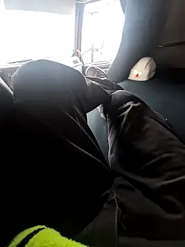 Snapshot of smartzy chatting on 15, 12, 2025 smartzy online show from 15, 12, 2025