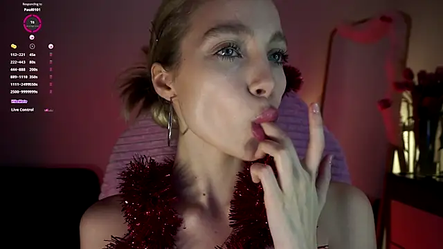 Snapshot of _LISA_BABYMETAL_ chatting on 22, 12, 2024 LISA BABYMETAL online show from 22, 12, 2024