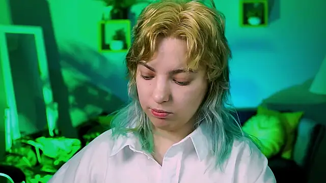 Snapshot of RocKStone_ chatting on 9, 11, 2025 RocKStone online show from 9, 11, 2025