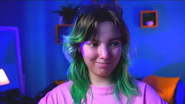 Snapshot of RocKStone_ chatting on 8, 10, 2025 RocKStone online show from 8, 10, 2025