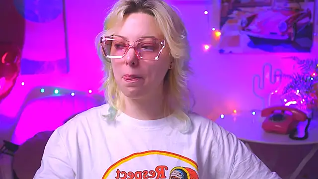 Snapshot of RocKStone_ chatting on 5, 3, 2025 RocKStone online show from 5, 3, 2025