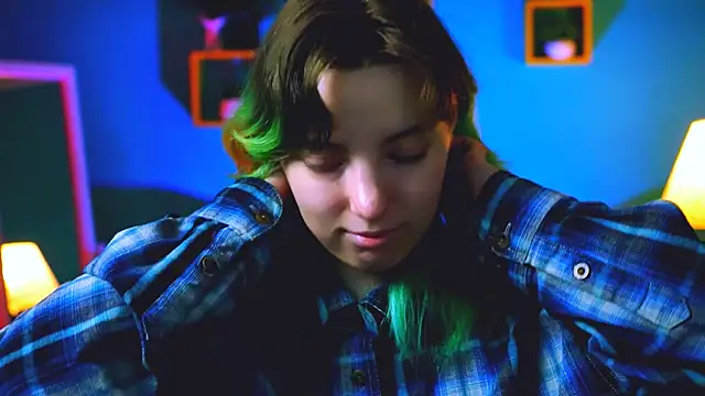 Snapshot of RocKStone_ chatting on 9, 10, 2025 RocKStone online show from 9, 10, 2025