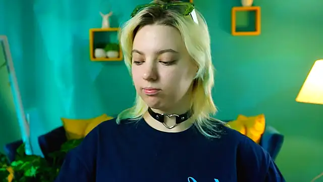 Snapshot of RocKStone_ chatting on 10, 3, 2025 RocKStone online show from 10, 3, 2025