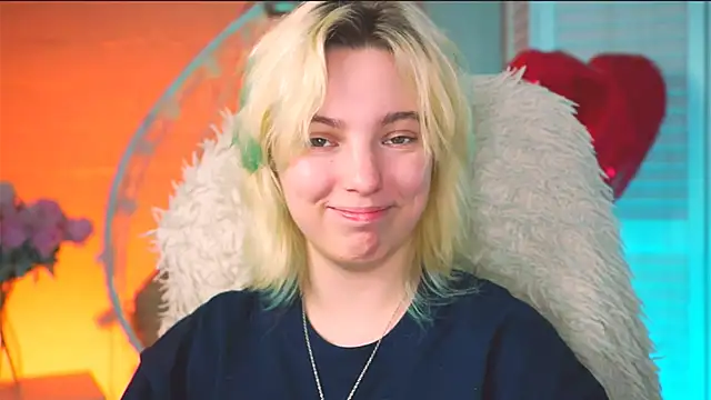 Snapshot of RocKStone_ chatting on 1, 3, 2025 RocKStone online show from 1, 3, 2025