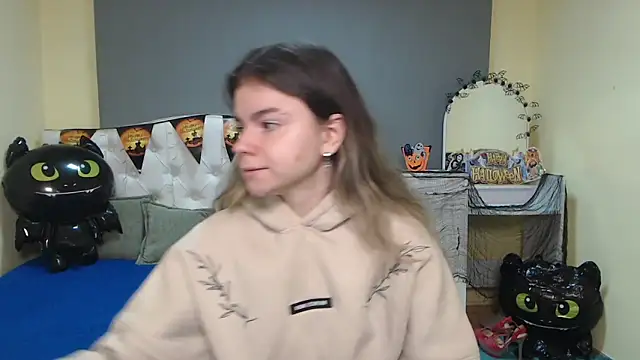 TinaRedly online show from 1, 11, 2025