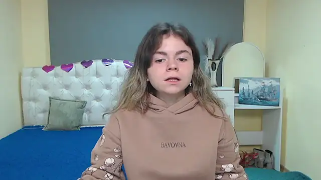 TinaRedly online show from 15, 10, 2025