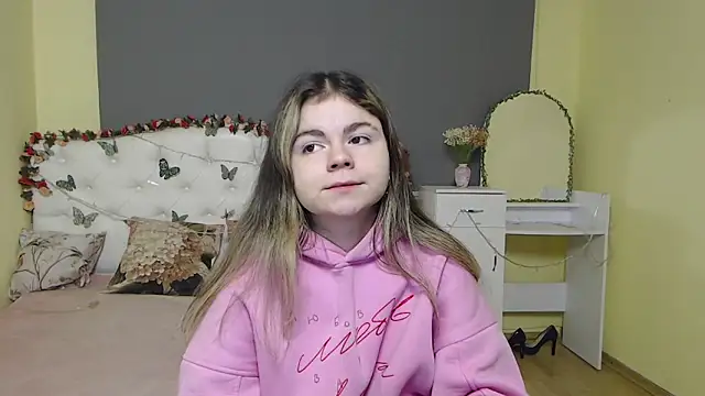 TinaRedly online show from 24, 2, 2026