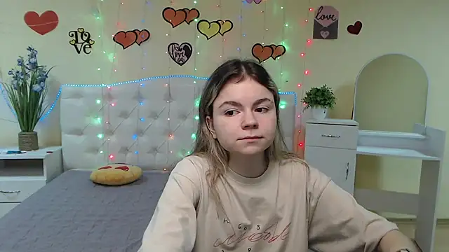 TinaRedly online show from 12, 3, 2025