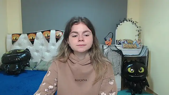 TinaRedly online show from 19, 10, 2025