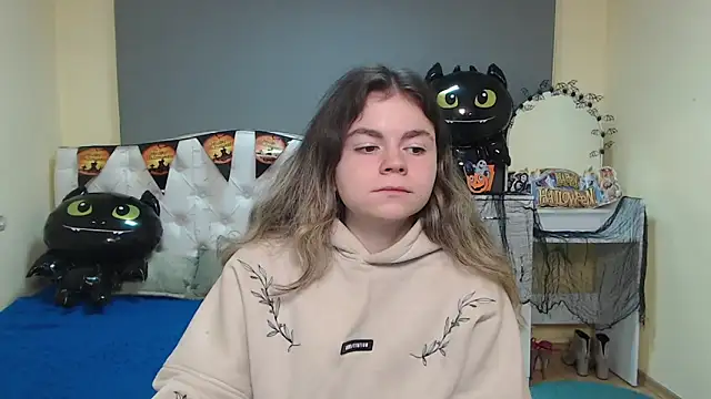 TinaRedly online show from 16, 10, 2025