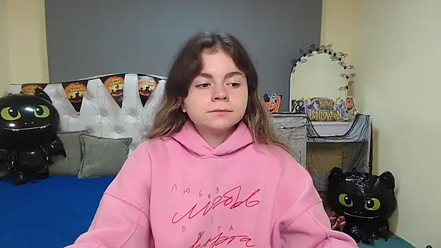 TinaRedly online show from 31, 10, 2025