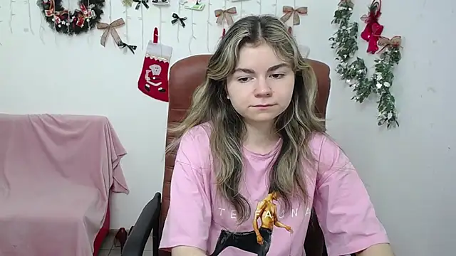 TinaRedly online show from 14, 12, 2025