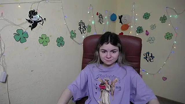 TinaRedly online show from 14, 3, 2025