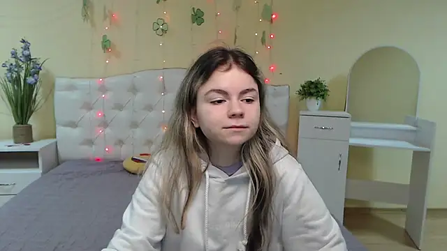 TinaRedly online show from 22, 3, 2025