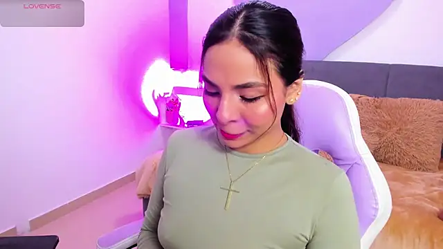 amira cute2 online show from 10, 4, 2026