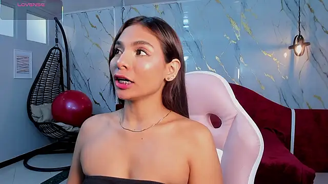 Snapshot of amira_cute2 chatting on 17, 1, 2026 amira cute2 online show from 17, 1, 2026