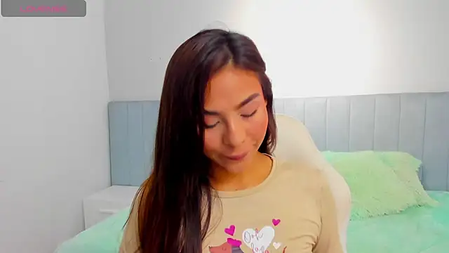 amira cute2 online show from 8, 10, 2025