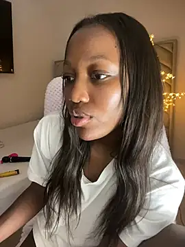 kellya  online show from 17, 4, 2026