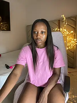 kellya  online show from 15, 4, 2026