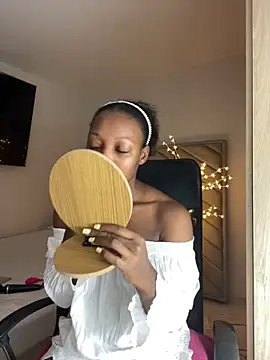 kellya  online show from 21, 9, 2025