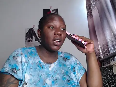 Whimsicalwillow online show from 13, 11, 2025