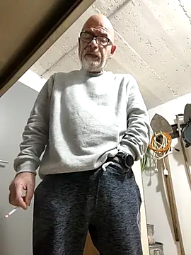 bottomhairy online show from 16, 3, 2026