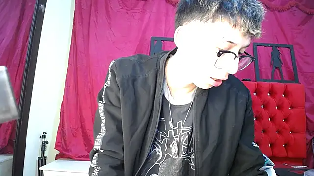  Thomas hot  online show from 9, 3, 2025