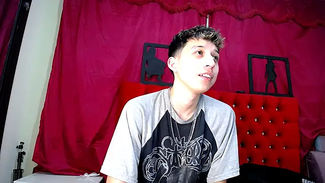  Thomas hot  online show from 14, 3, 2025