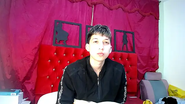  Thomas hot  online show from 18, 3, 2025