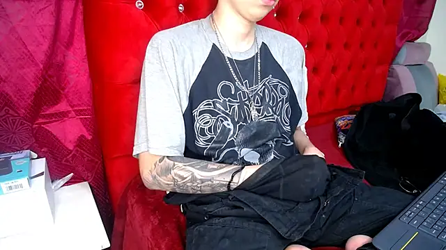  Thomas hot  online show from 19, 3, 2025