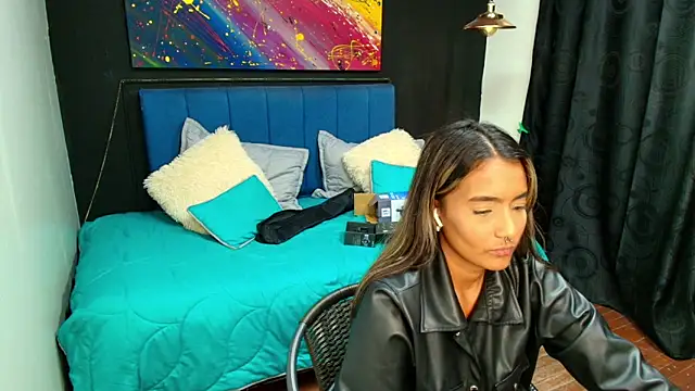 megan collins96 online show from 18, 3, 2025